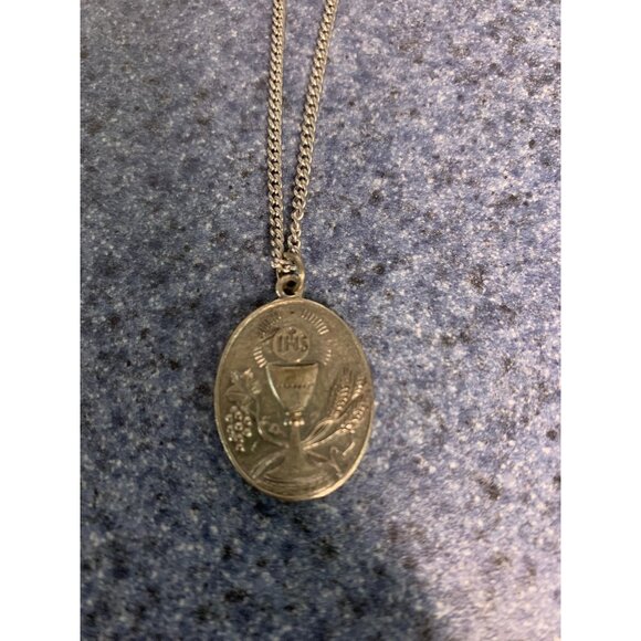 "My First Holy Communion" Necklace Silver Color Body of Christ Amen Ihs - Picture 1 of 3